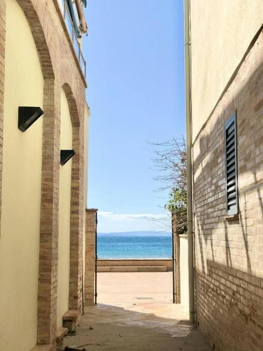 Apartamentos Stella Maris Roses Exterior photo